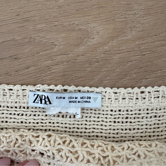 Zara Crochet Lace Top - Picture 2 of 3